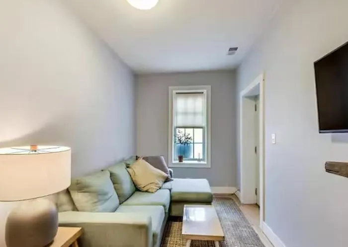 Modern 2Br With Patio & Cozy Space