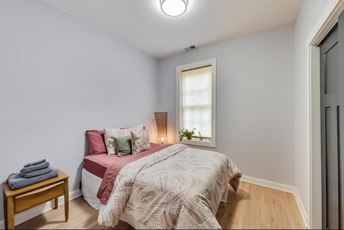 Appartement Modern 2br With Patio & Cozy Space